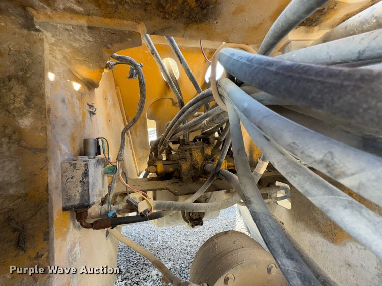 image for item DO0243 John Deere 544J wheel loader