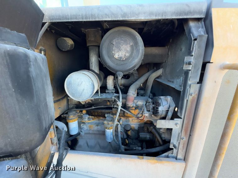 image for item DO0243 John Deere 544J wheel loader