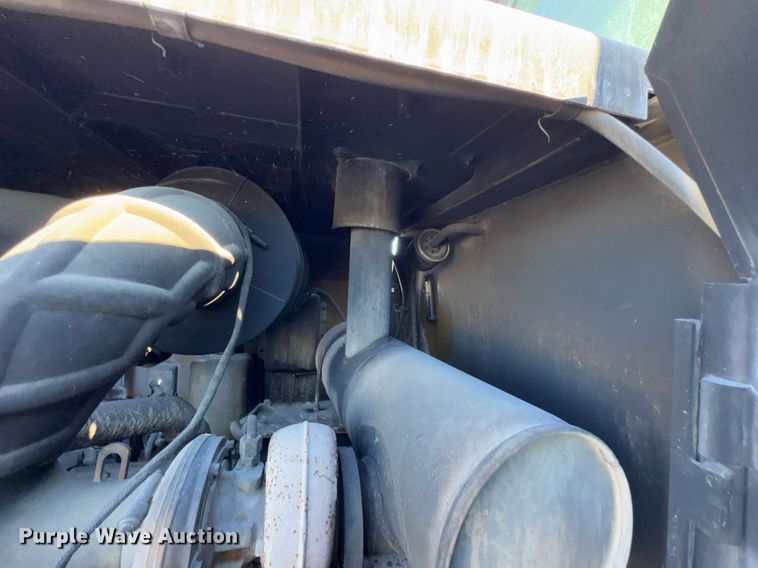 image for item DO0243 John Deere 544J wheel loader