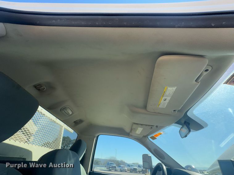 image for item DO0257 2015 Dodge Ram 5500 bucket truck