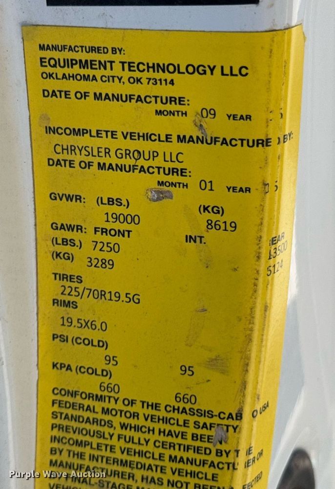 image for item DO0257 2015 Dodge Ram 5500 bucket truck