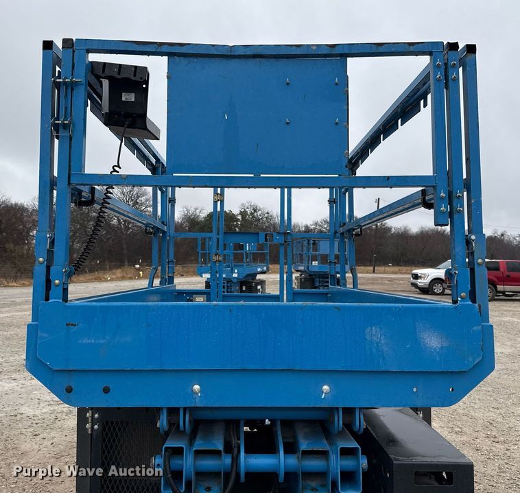 image for item DO2654 2018 Genie GS-2669 RT scissor lift