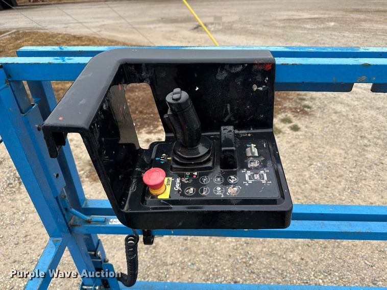 image for item DO2654 2018 Genie GS-2669 RT scissor lift