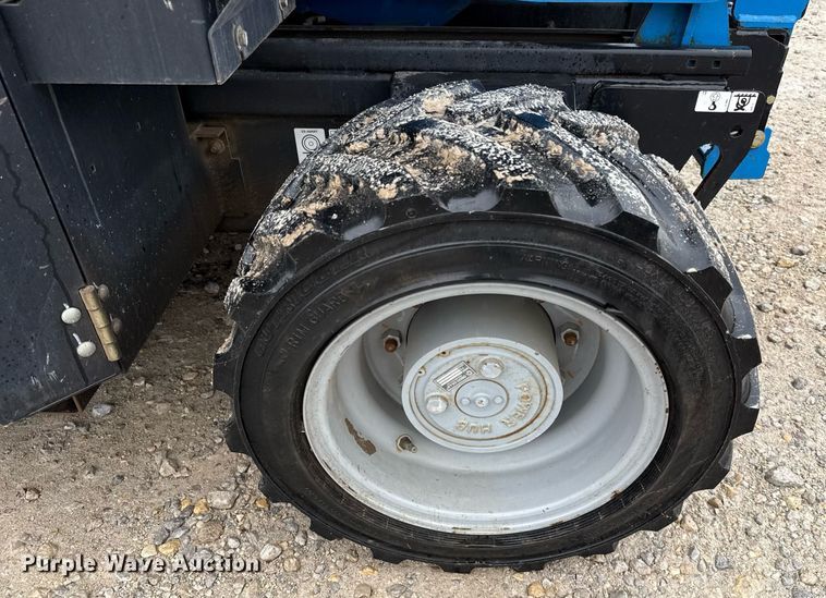 image for item DO2654 2018 Genie GS-2669 RT scissor lift