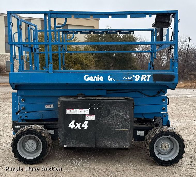 image for item DO2656 2018 Genie GS-2669 RT scissor lift