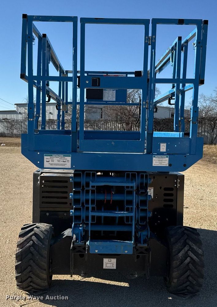 image for item DO2663 2018 Genie GS3369 RT scissor lift