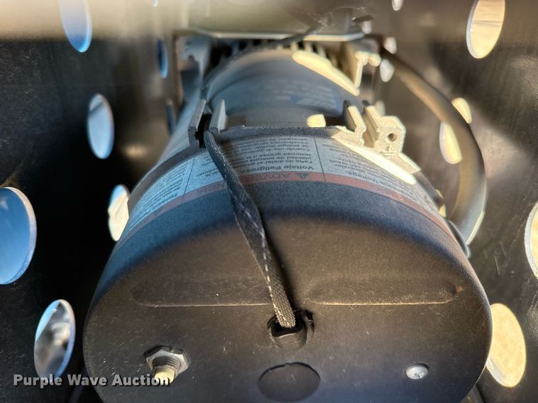 image for item DO2663 2018 Genie GS3369 RT scissor lift