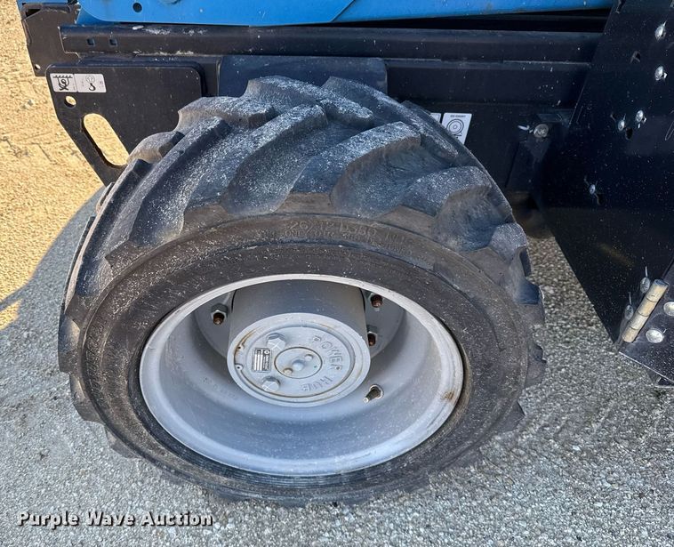 image for item DO2663 2018 Genie GS3369 RT scissor lift