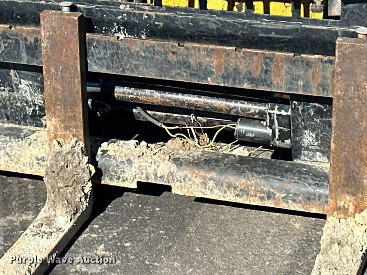 image for item DQ6575 2014 Caterpillar 259D  tracked skid steer loader