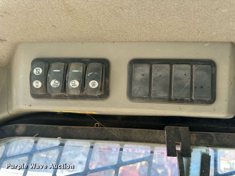 image for item DQ6575 2014 Caterpillar 259D  tracked skid steer loader