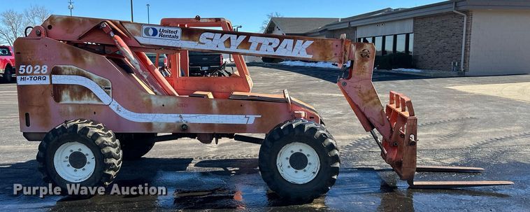 image for item DQ6576 1999 Skytrak 50282 telehandler