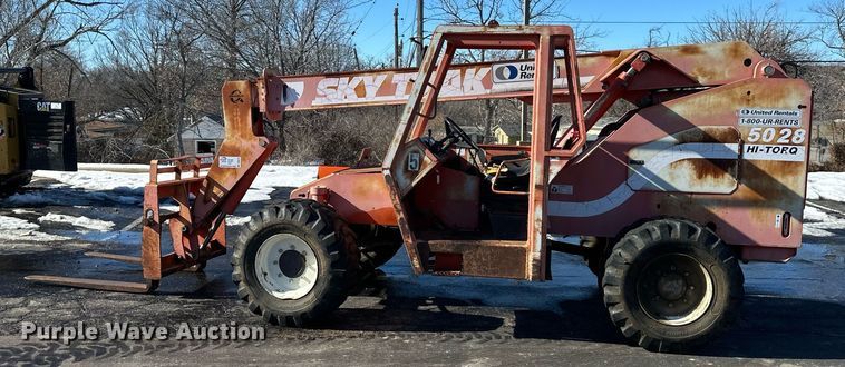 image for item DQ6576 1999 Skytrak 50282 telehandler