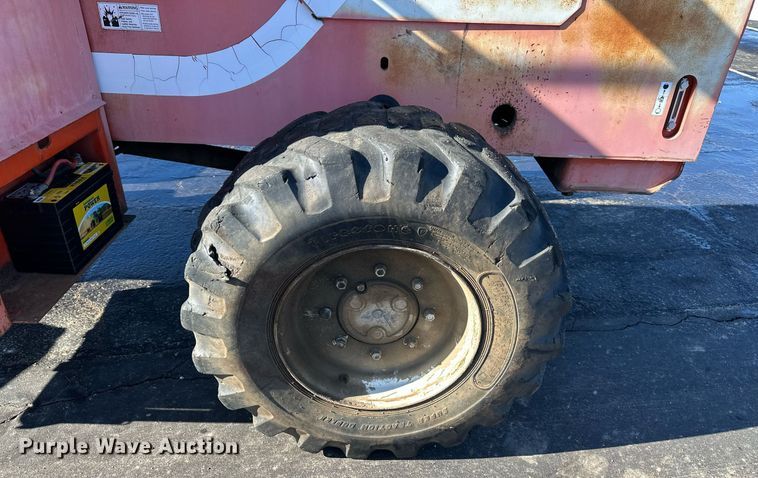 image for item DQ6576 1999 Skytrak 50282 telehandler