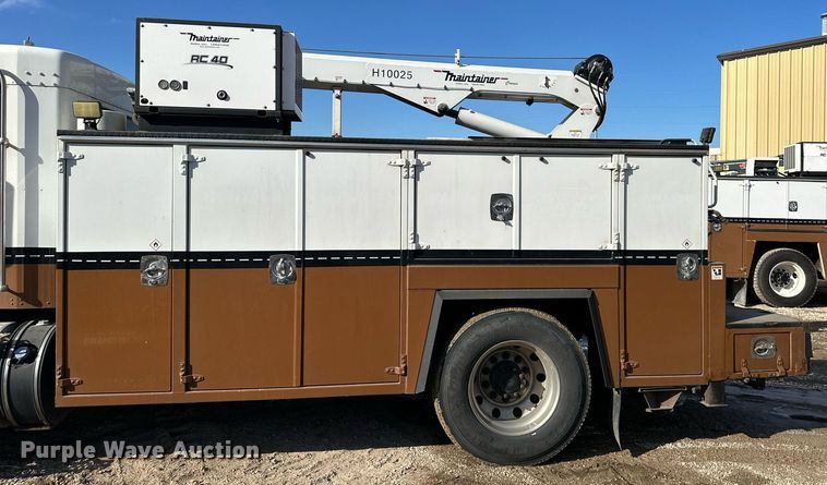 image for item DQ6595 2016 Kenworth T370 utility / service truck