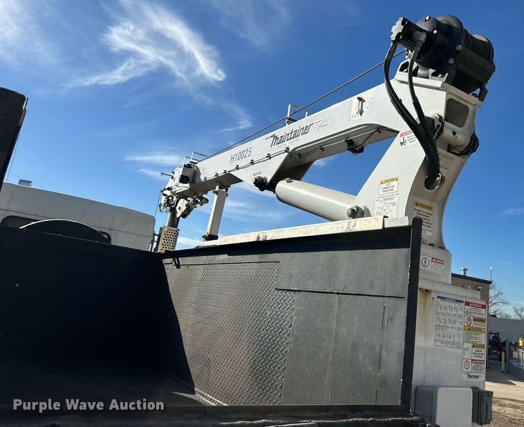 image for item DQ6595 2016 Kenworth T370 utility / service truck