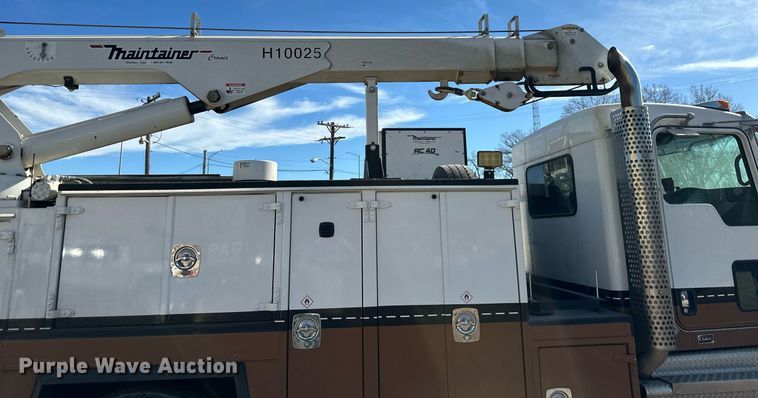 image for item DQ6595 2016 Kenworth T370 utility / service truck