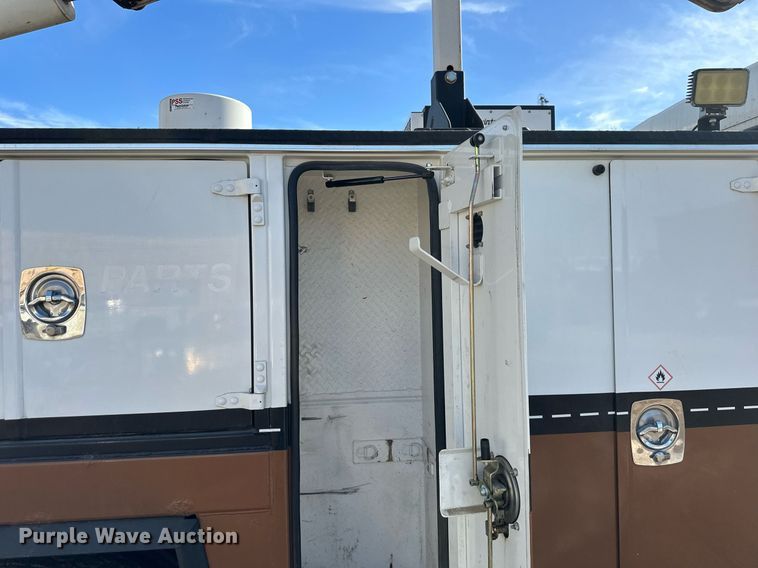 image for item DQ6595 2016 Kenworth T370 utility / service truck