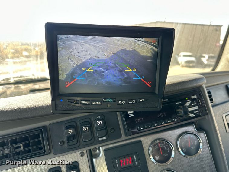 image for item DQ6595 2016 Kenworth T370 utility / service truck