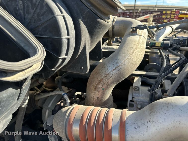 image for item DQ6595 2016 Kenworth T370 utility / service truck