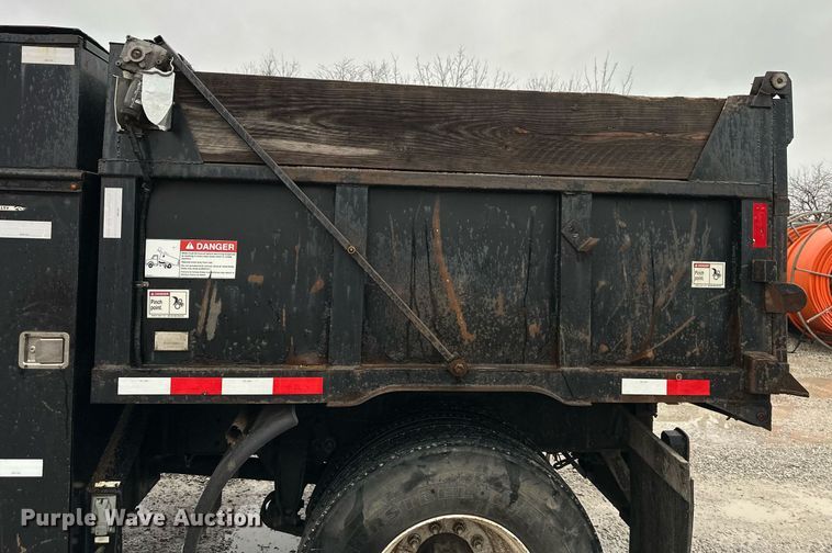 image for item DQ6600 2008 Freightliner M2 utility/dump bed