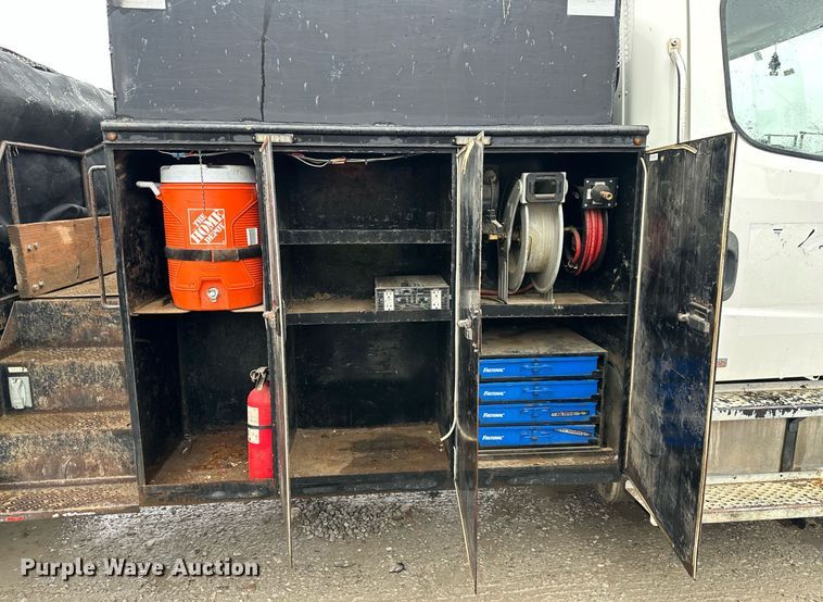 image for item DQ6600 2008 Freightliner M2 utility/dump bed