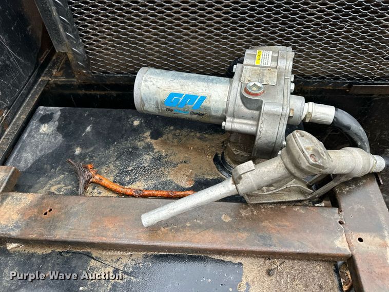 image for item DQ6600 2008 Freightliner M2 utility/dump bed