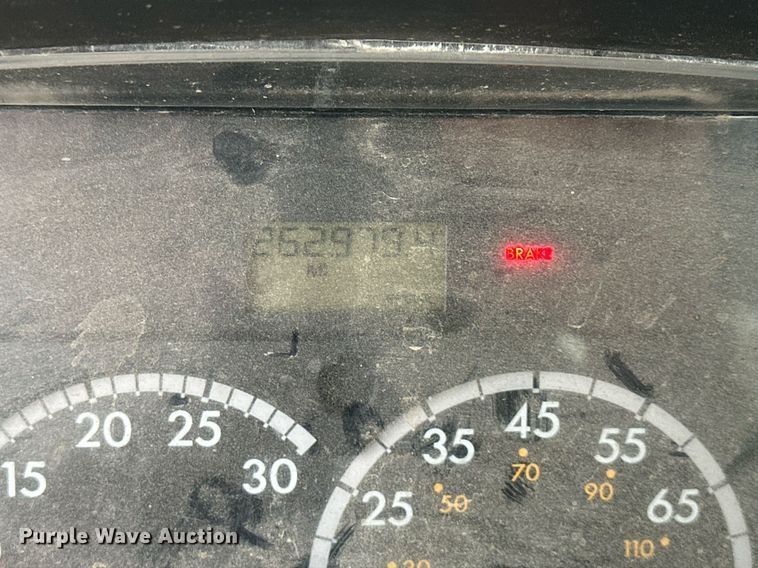 image for item DQ6600 2008 Freightliner M2 utility/dump bed