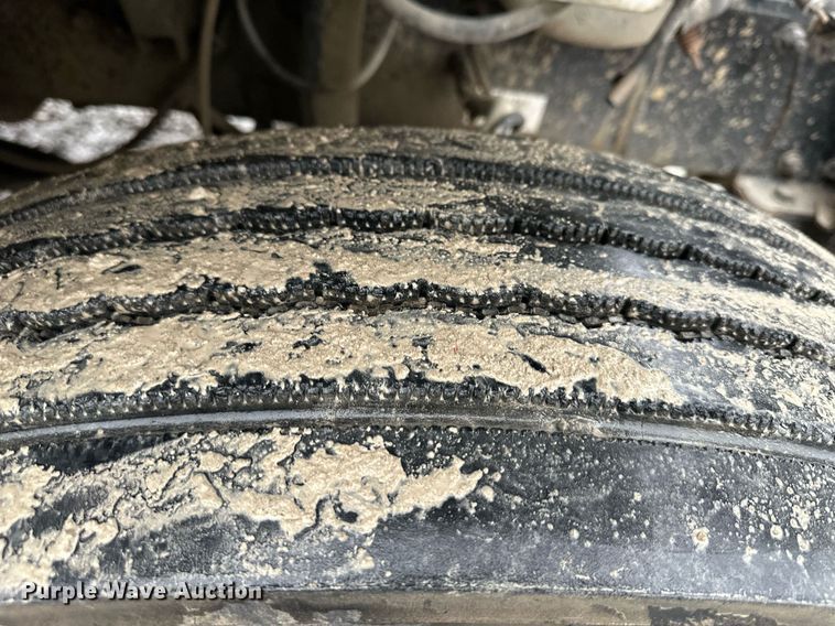 image for item DQ6600 2008 Freightliner M2 utility/dump bed