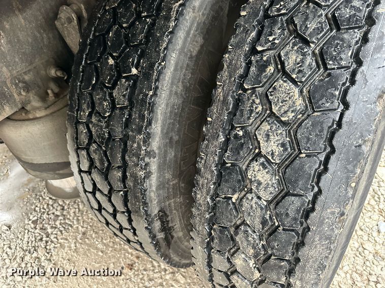 image for item DQ6600 2008 Freightliner M2 utility/dump bed