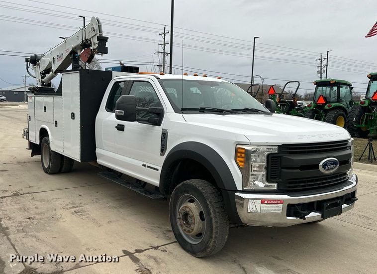 image for item DQ6611 2017 Ford F550 Super Duty utility / service truck