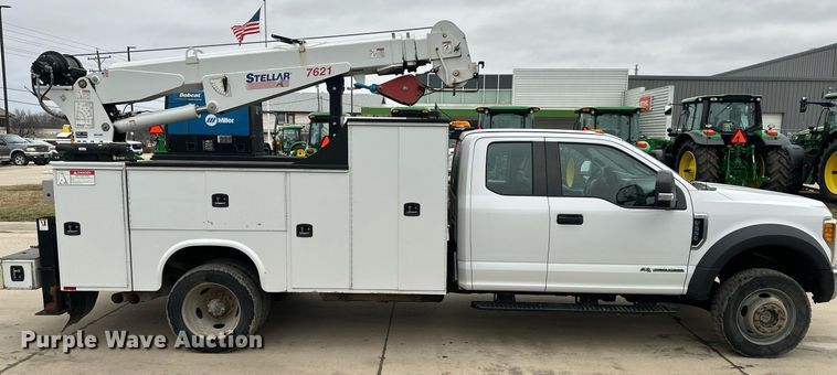 image for item DQ6611 2017 Ford F550 Super Duty utility / service truck