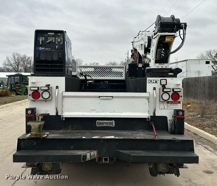 image for item DQ6611 2017 Ford F550 Super Duty utility / service truck