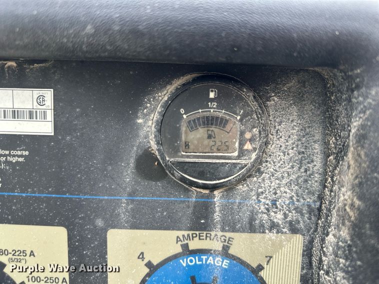 image for item DQ6611 2017 Ford F550 Super Duty utility / service truck