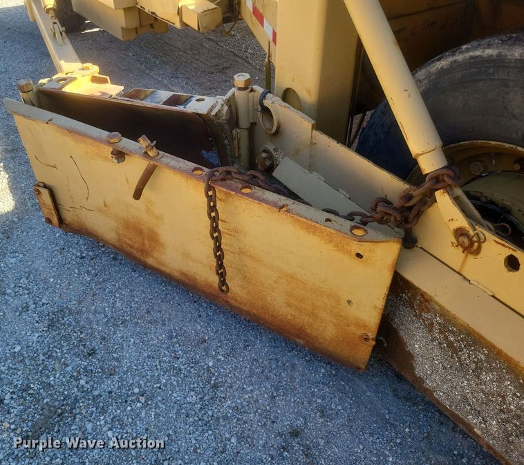 image for item DS5209 Blaw-Knox road widener