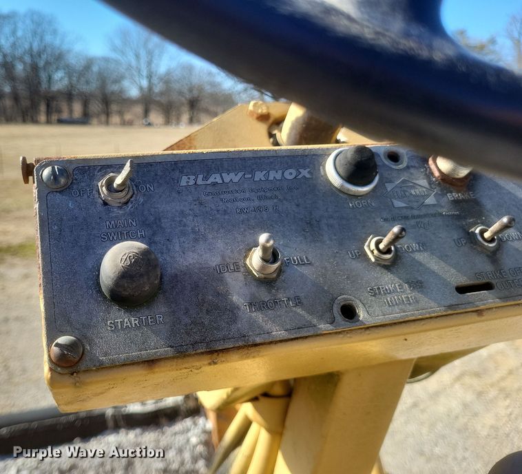 image for item DS5209 Blaw-Knox road widener