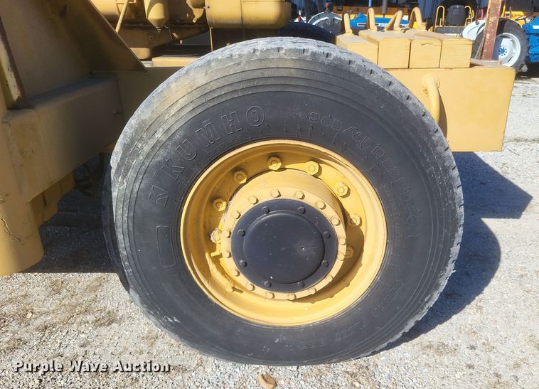 image for item DS5209 Blaw-Knox road widener