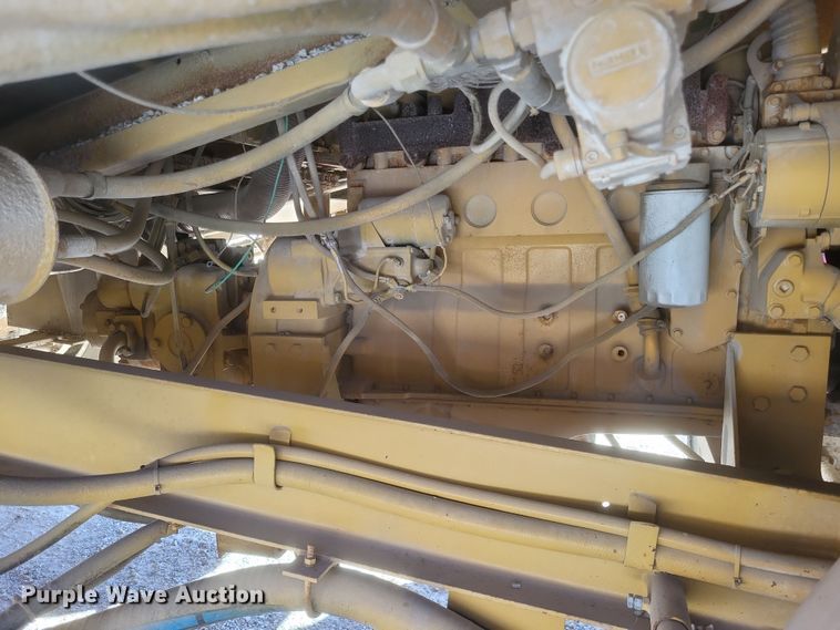 image for item DS5210 1990 Etnyre chip spreader