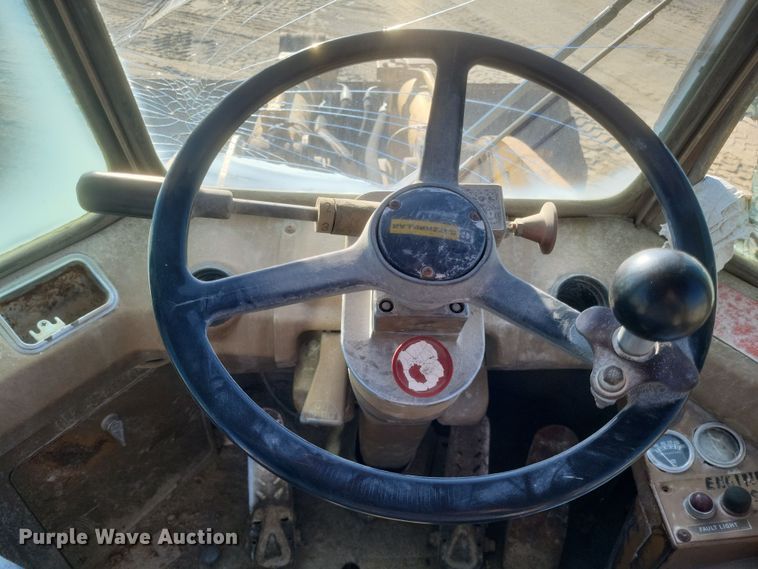 image for item DS5212 1981 Caterpillar 980C wheel loader