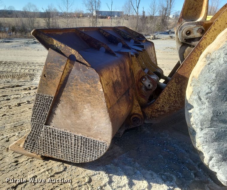 image for item DS5212 1981 Caterpillar 980C wheel loader