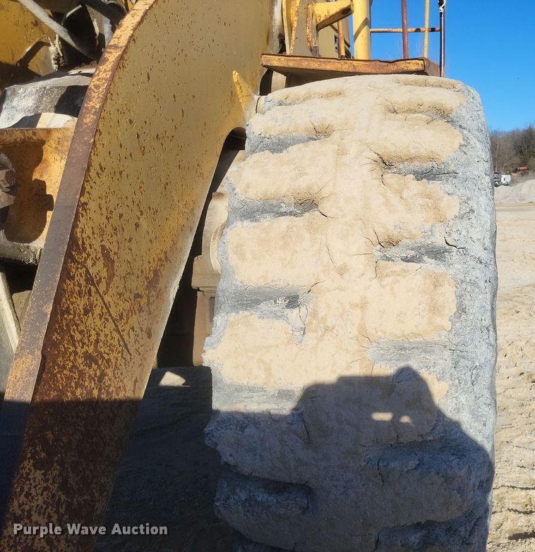 image for item DS5212 1981 Caterpillar 980C wheel loader