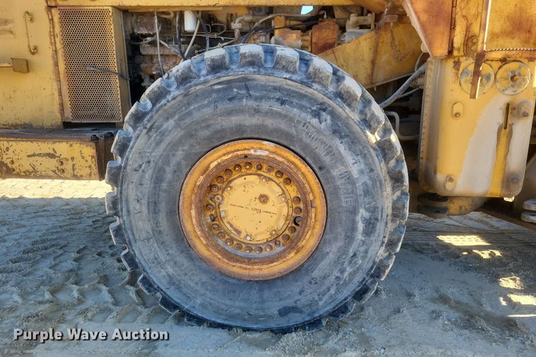 image for item DS5212 1981 Caterpillar 980C wheel loader