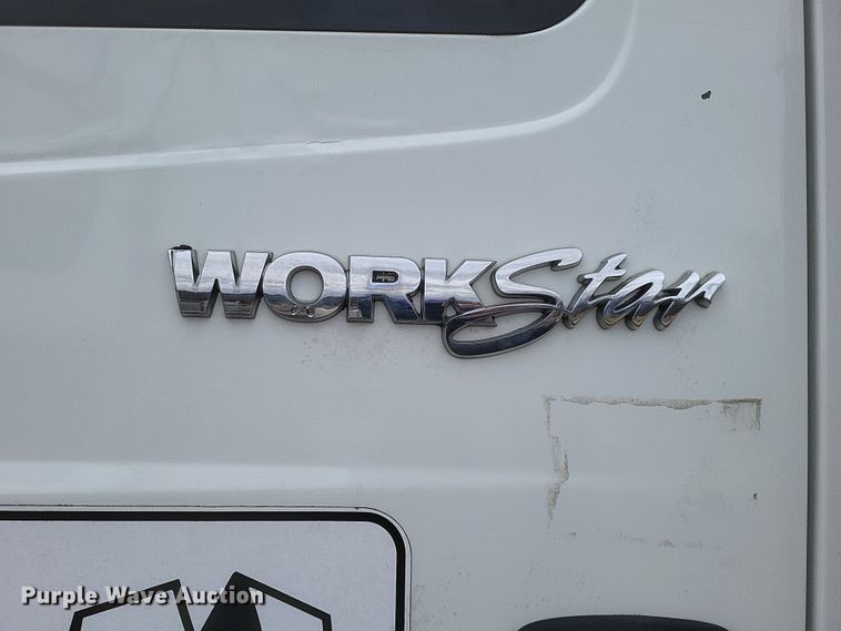 image for item DS5221 2010 International 7400 SBA pressure digger truck