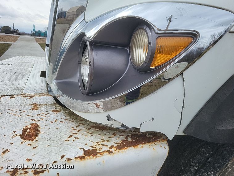 image for item DS5221 2010 International 7400 SBA pressure digger truck