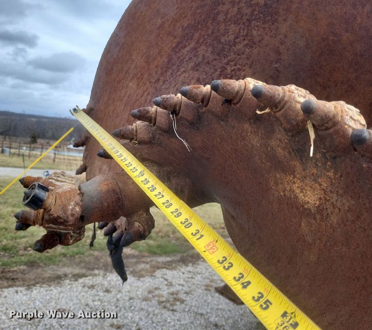 image for item DS5221 2010 International 7400 SBA pressure digger truck