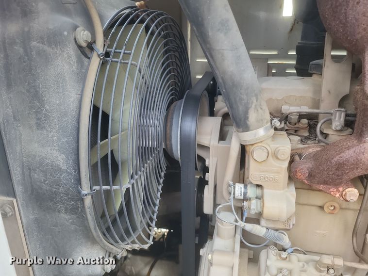 image for item DS5221 2010 International 7400 SBA pressure digger truck