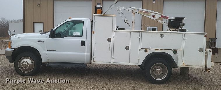 image for item DS5222 2001 Ford F450 Super Duty utility / service truck