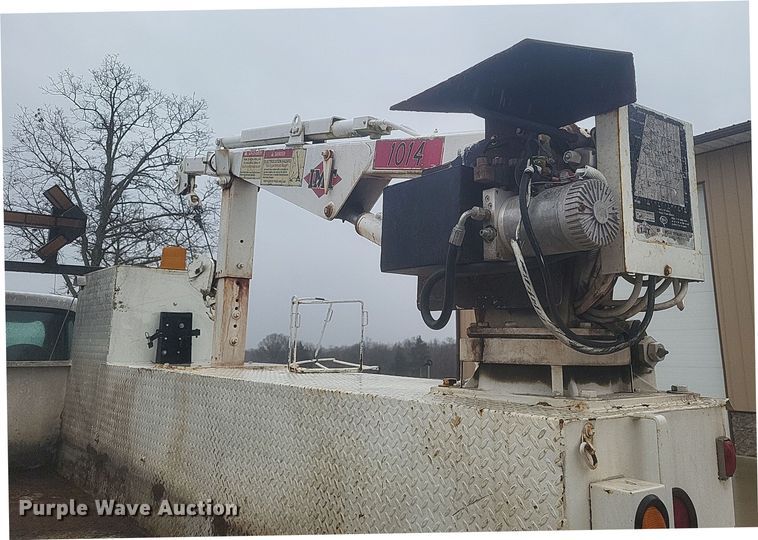 image for item DS5222 2001 Ford F450 Super Duty utility / service truck