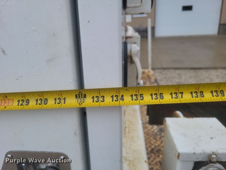 image for item DS5222 2001 Ford F450 Super Duty utility / service truck