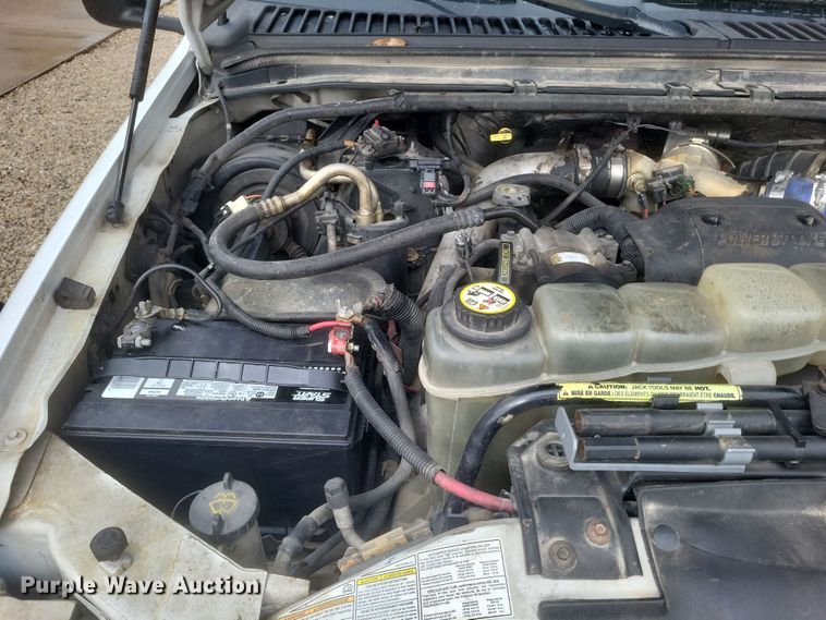 image for item DS5222 2001 Ford F450 Super Duty utility / service truck