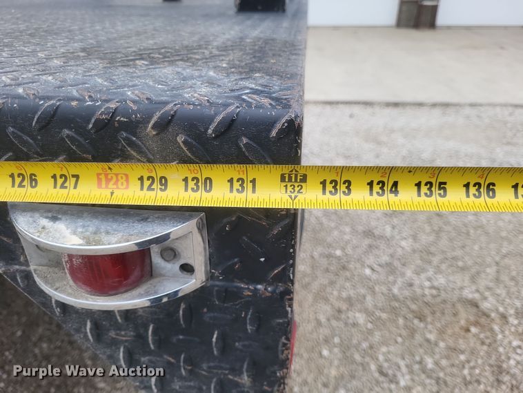 image for item DS5223 2003 International 4300 bucket truck